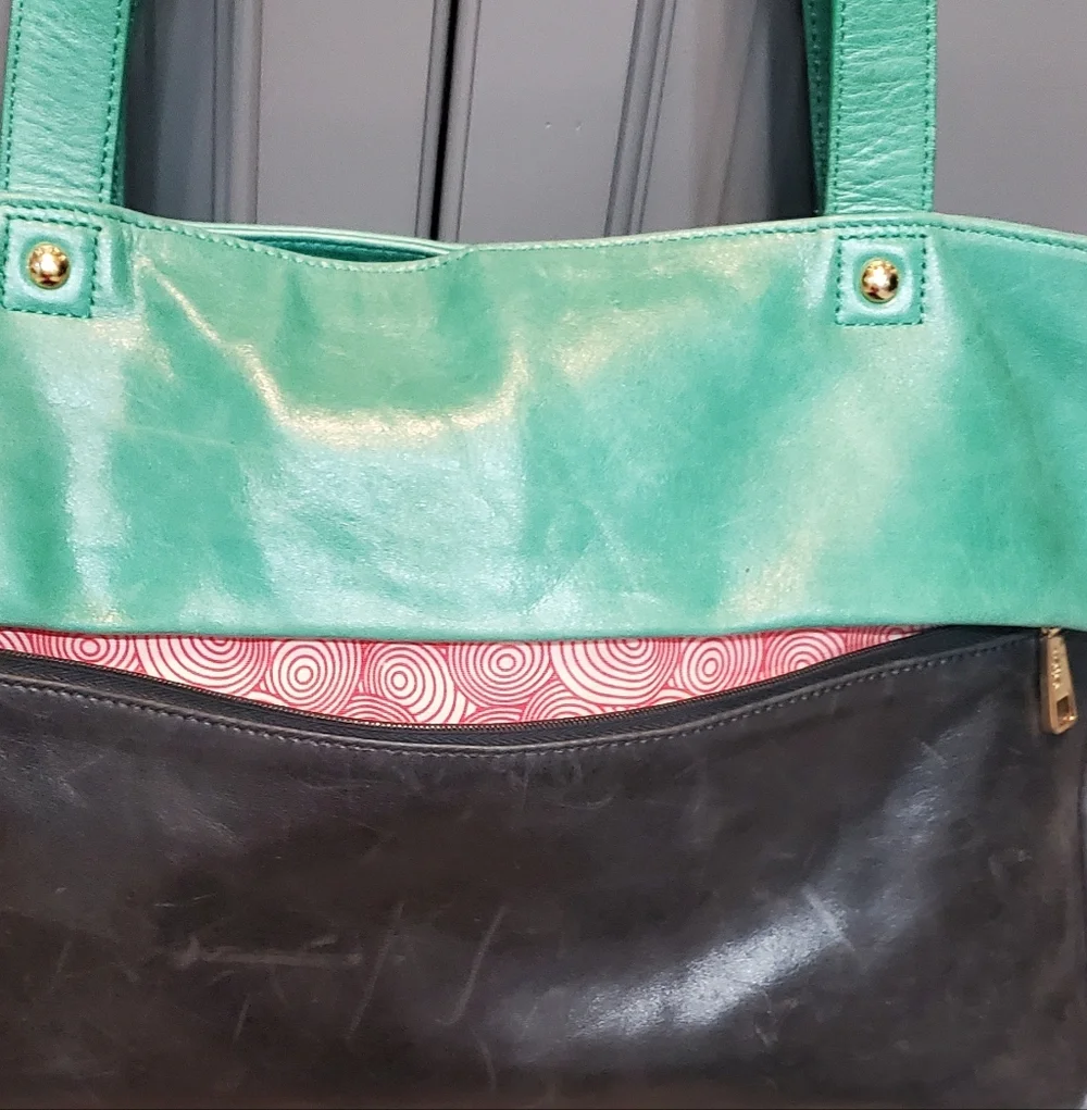 HOBO THE ORIGINAL TOTE BAG Two Tone Color Of Cow Leather ⚜️💚💙⚜️ - Picture 4 of 13